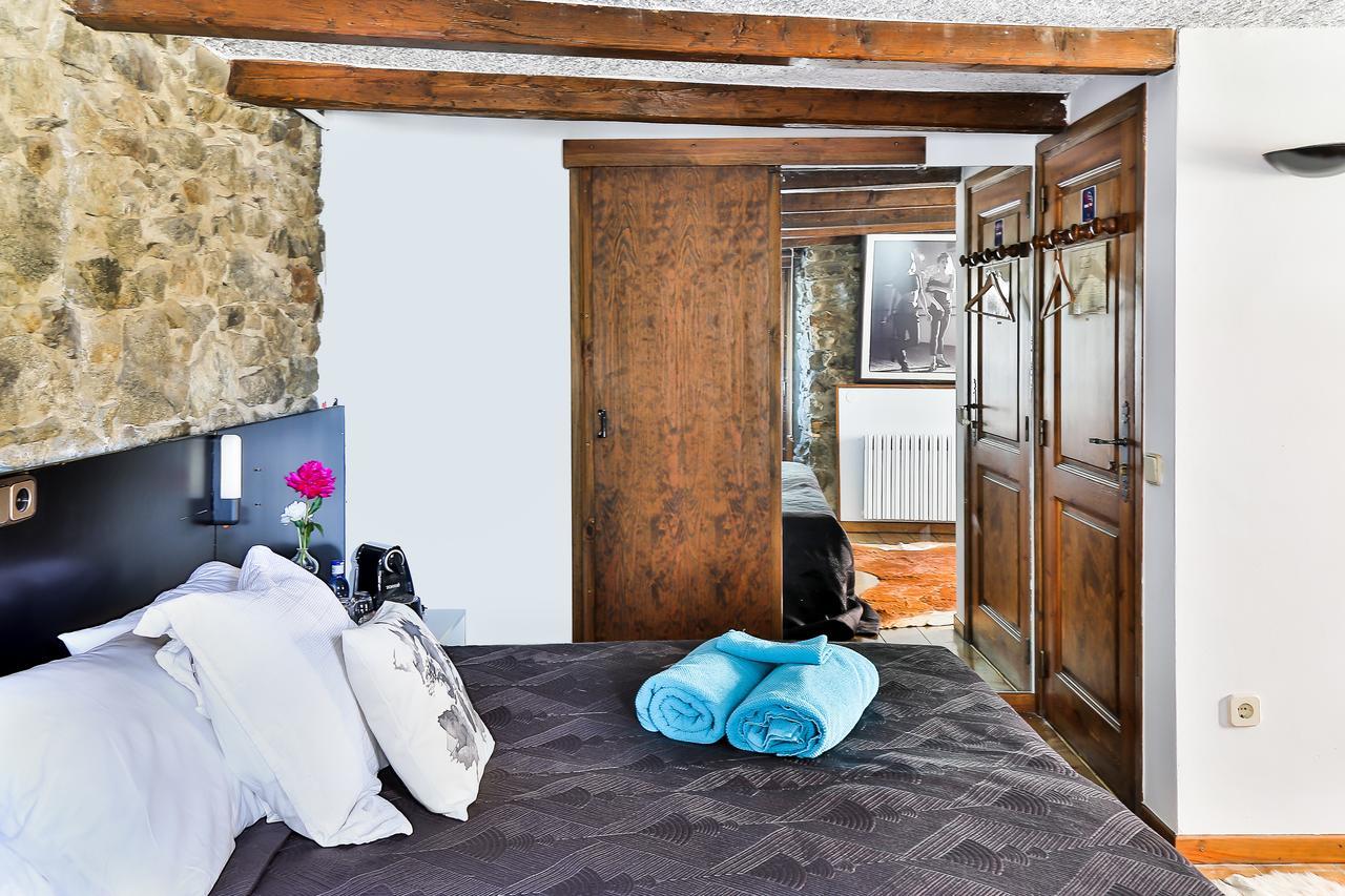 Hostal Cisco De Sans Andorra la Vella Bagian luar foto