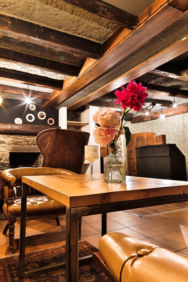 Hostal Cisco De Sans Andorra la Vella Bagian luar foto