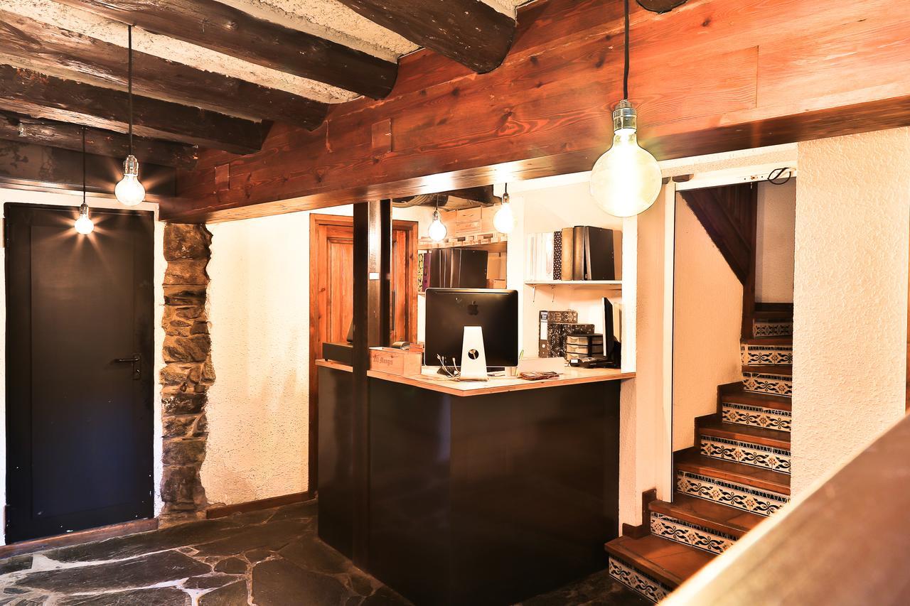 Hostal Cisco De Sans Andorra la Vella Bagian luar foto