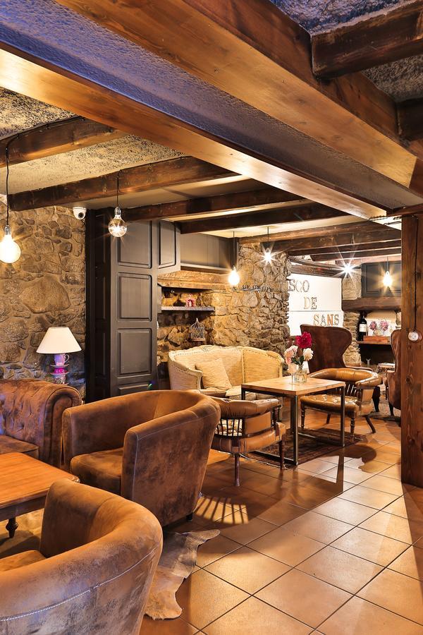 Hostal Cisco De Sans Andorra la Vella Bagian luar foto