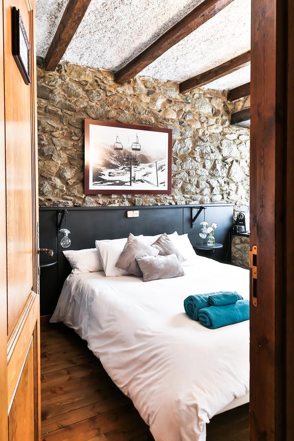 Hostal Cisco De Sans Andorra la Vella Bagian luar foto